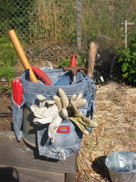 Garden Tool Bucket Caddy.