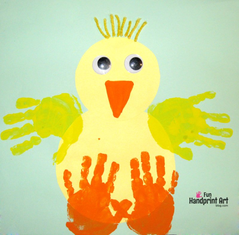 Handprint Baby Chick Craft.