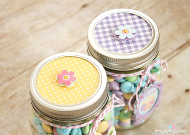 Mason Jar Easter Treat Jars.