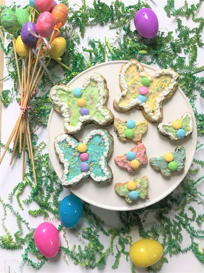 Spring-Inspired Butterfly Easter Chocolate Chip Cookies.