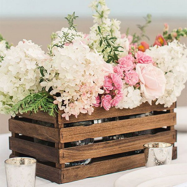 DIY Rustic Spring Centerpieces.