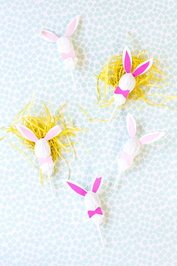 Easter Bunny Lollipops.