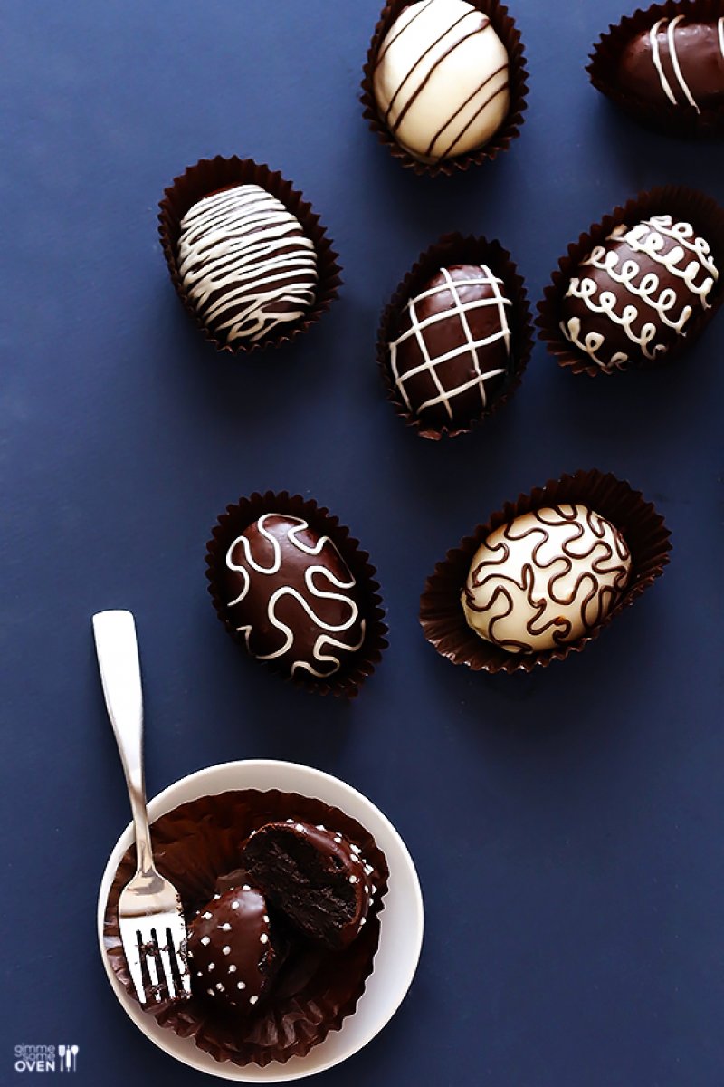 Easter Egg Oreo Truffles.