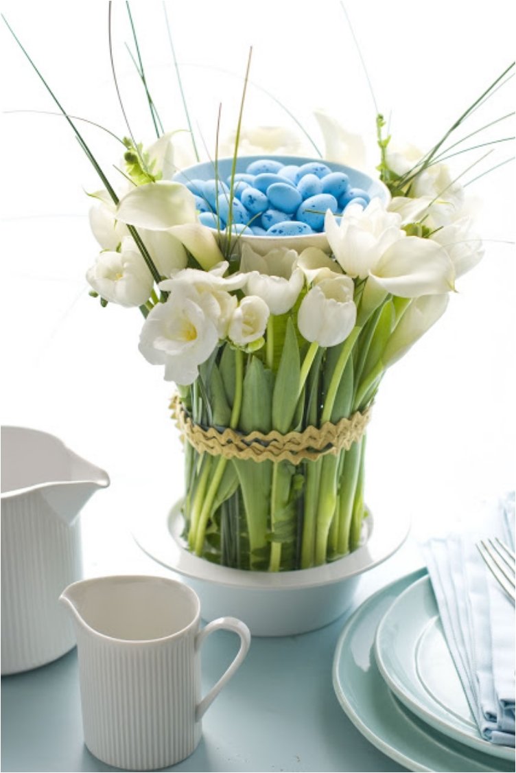 Easy Easter Centerpiece.