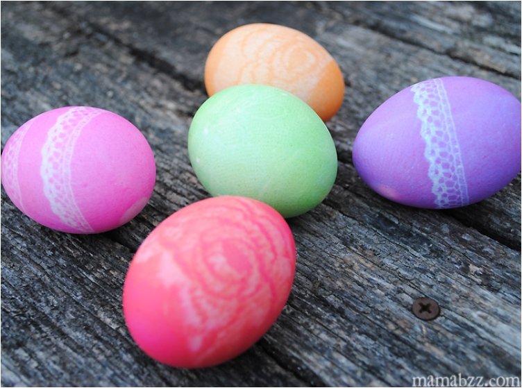 Lace Dyed Easter Eggs.
