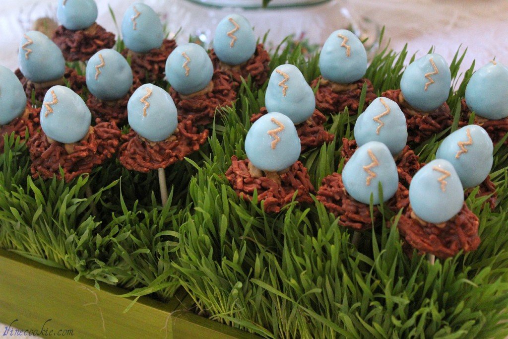 Nesting Eggs Cake Pops.