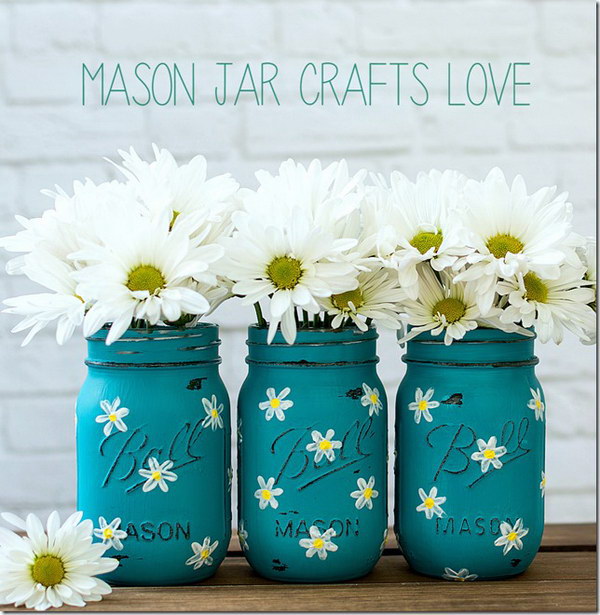Painted Daisy Mason Jars.