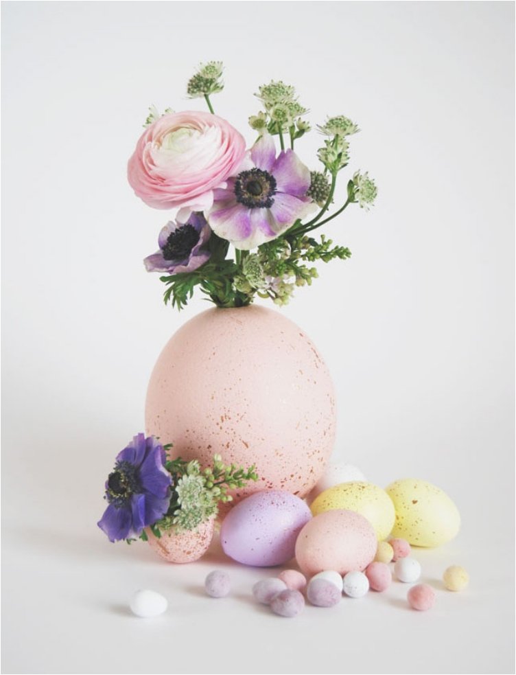 Painted Pastel Egg Centerpiece.