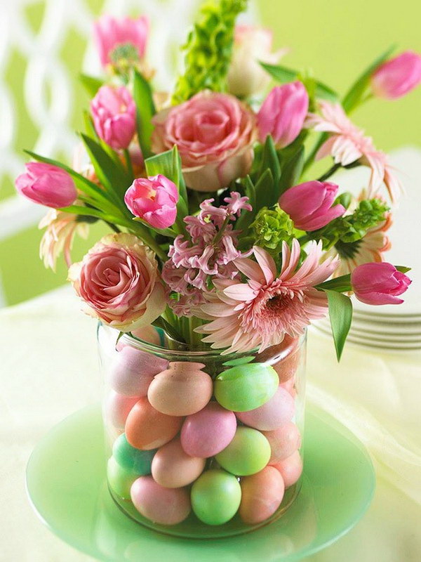 Simple Spring Centerpiece.