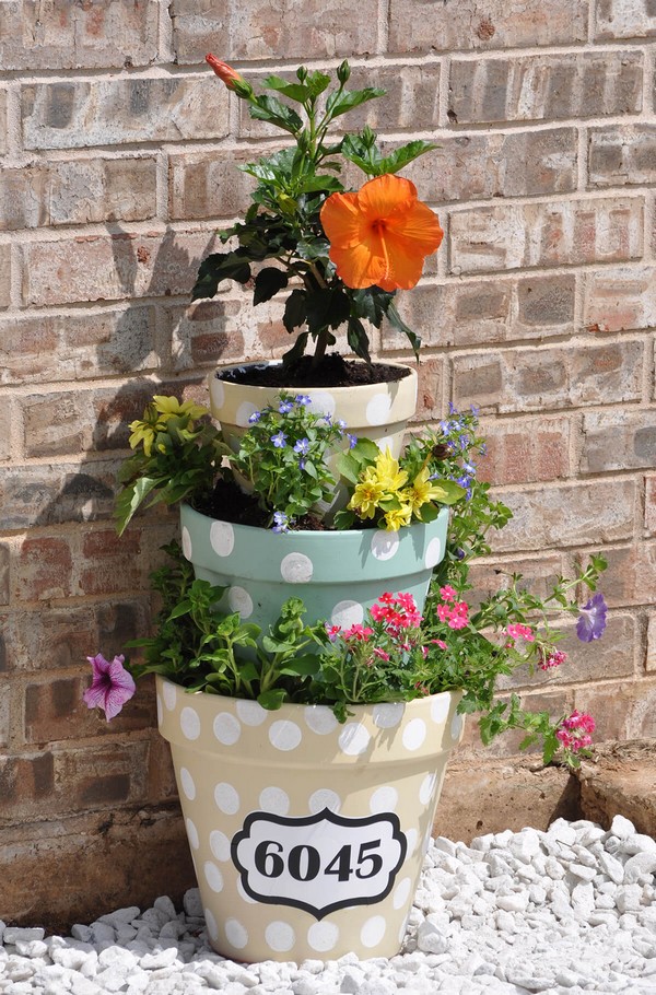 Tiered Flower Pot House Number Decoration.