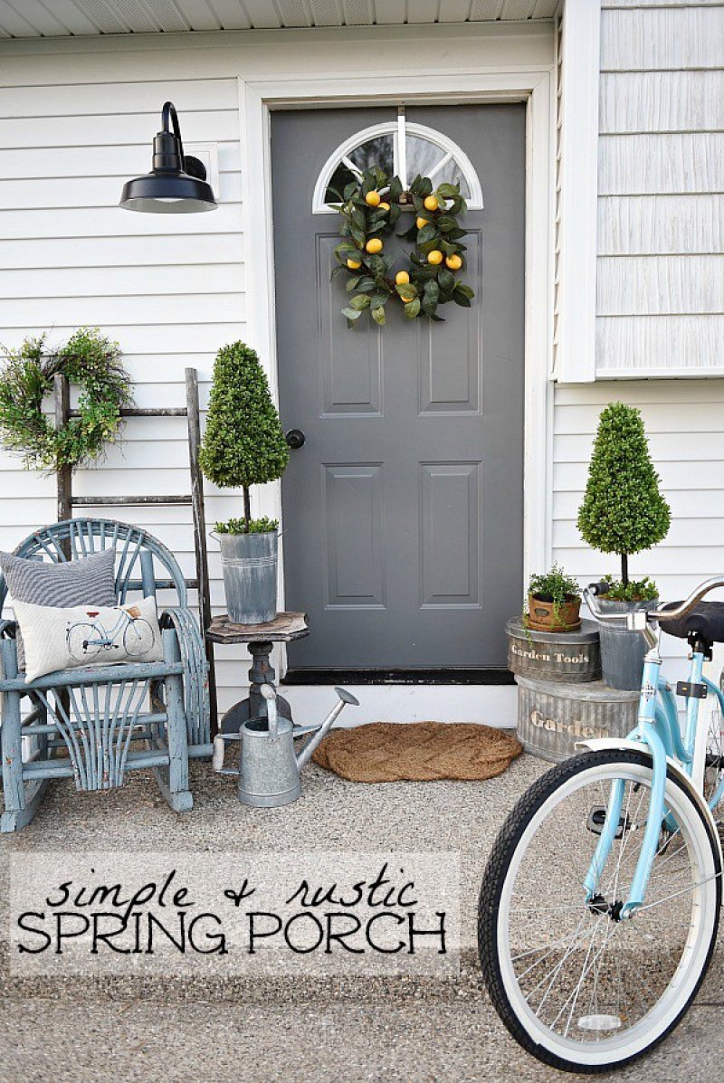 Bicycle theme porch.