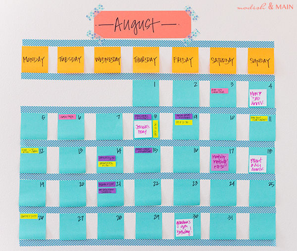 Colorful DIY calendar by using washi tape.