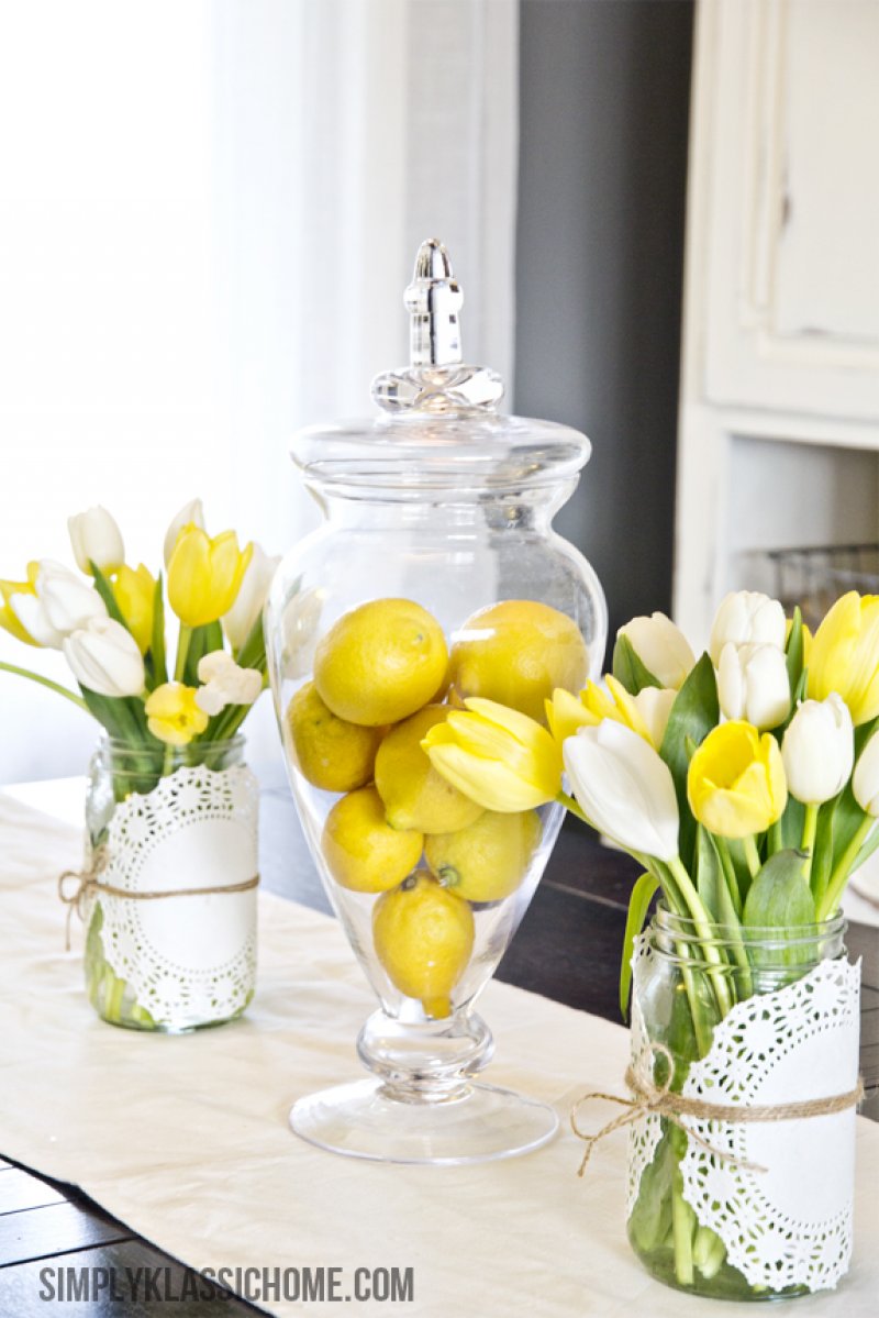 Easy Spring Centerpiece Idea.