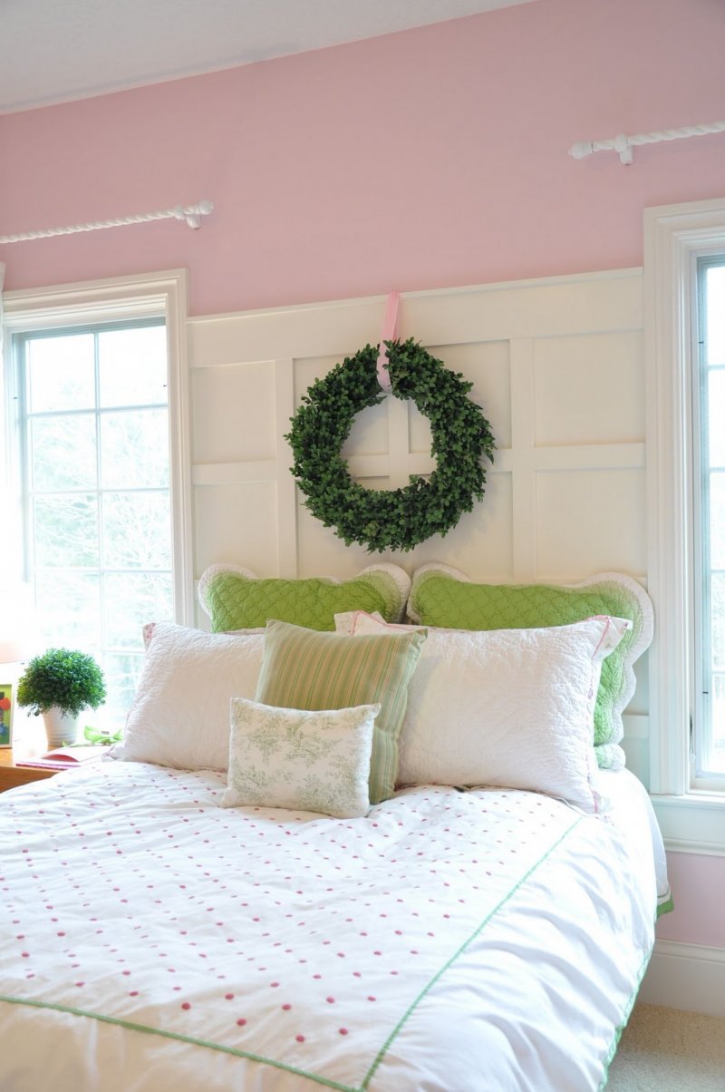 Paneled Headboard Tutorial.