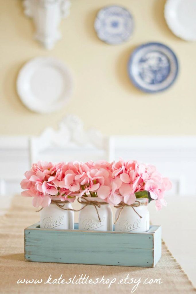Stunning Floral Mason Jar Centerpiece.