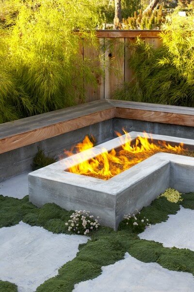 Stylish DIY L-Shaped Fire Pit.