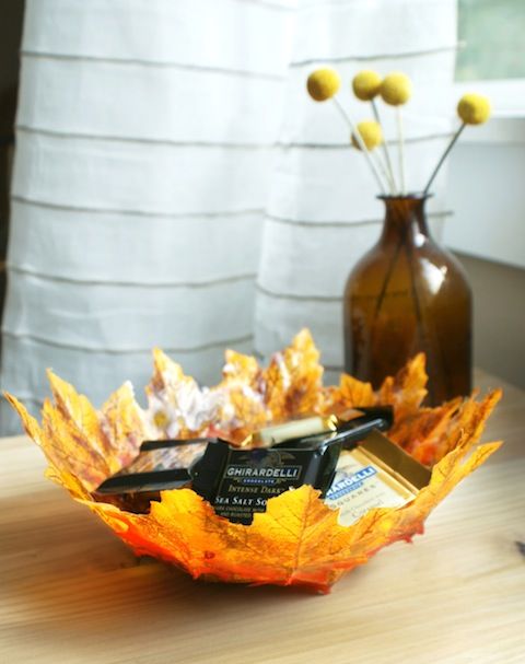 A bowl of autumn leaves.