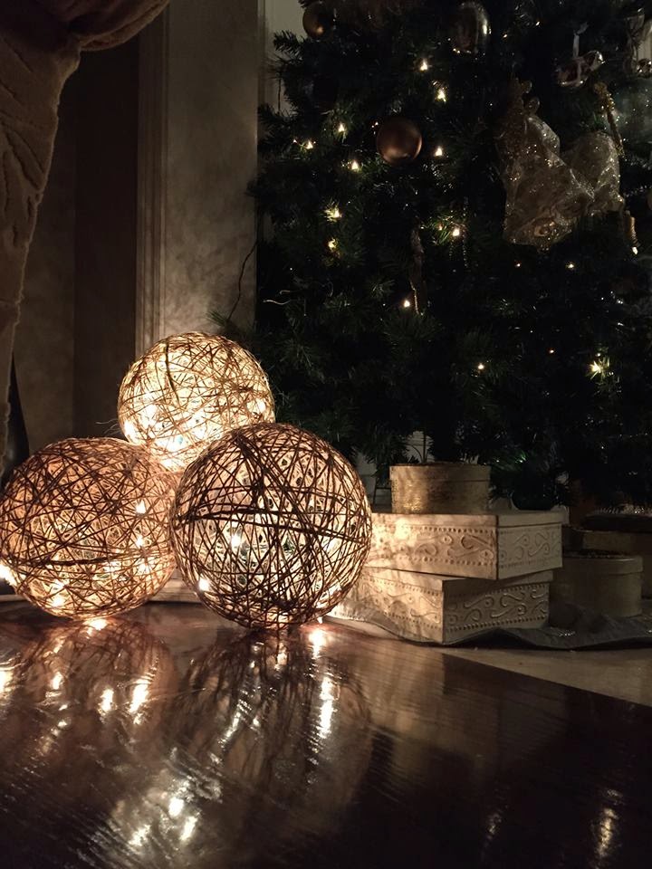 Burlap Balloons Lights.