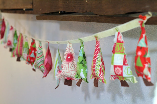 Christmas Tree Garland.