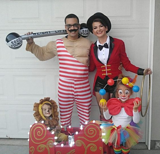 Circus Family Costume.
