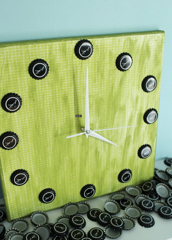 Cool Clock Made with Beer Bottle Caps.