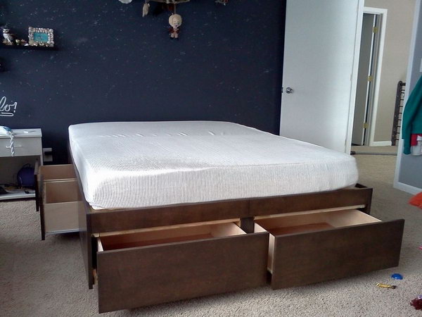 DIY Bed with Drawers.