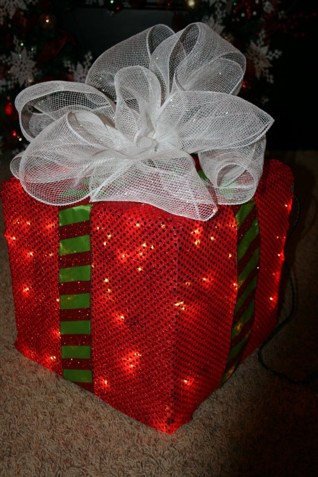 Lighted Christmas Box Decoration.