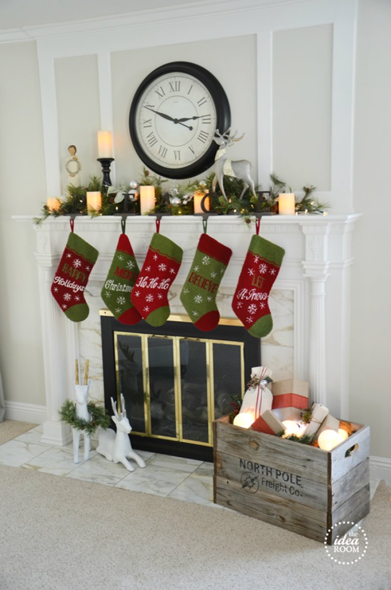 Mantel Decor with Christmas Crate.