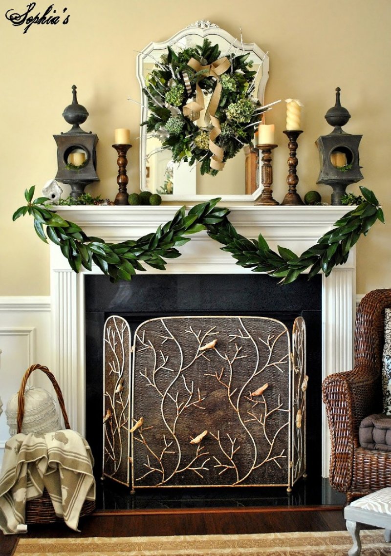 Mantel Decor with Magnolia Leaves Garland.