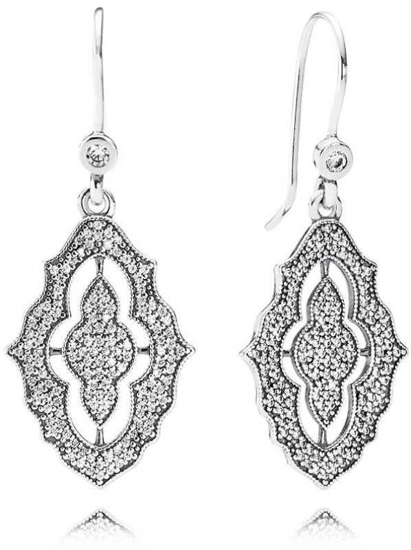 Sparkling Lace Earrings.