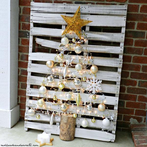 Stylish Pallet Christmas Tree.