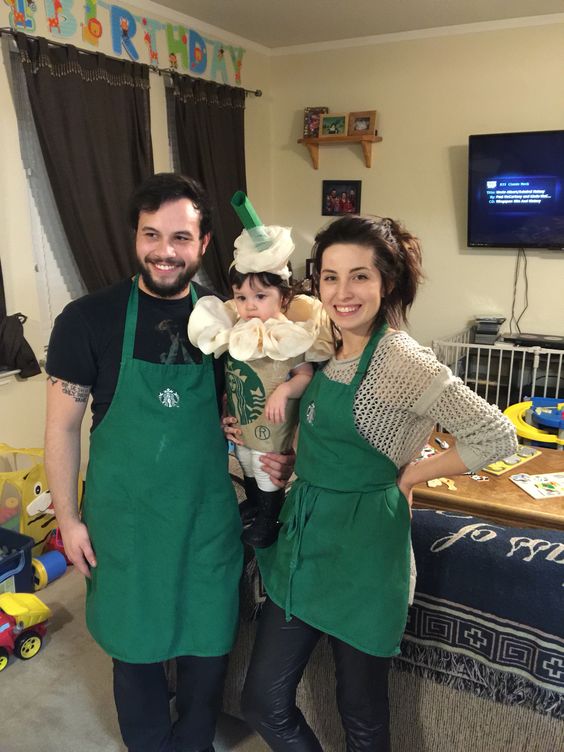 tarbucks Halloween family costumes Baby frap homemade costume