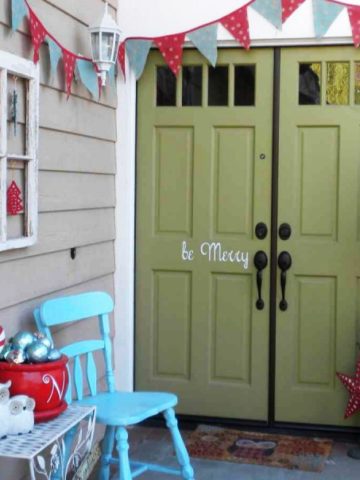 From Old Window Frame To Quirky Holiday Decor.