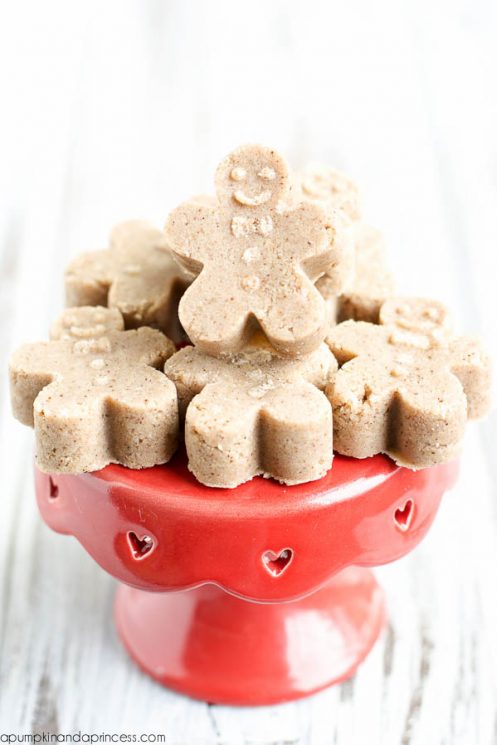 Gingerbread sugar scrub cubes from A Pumpkin and a Princess.