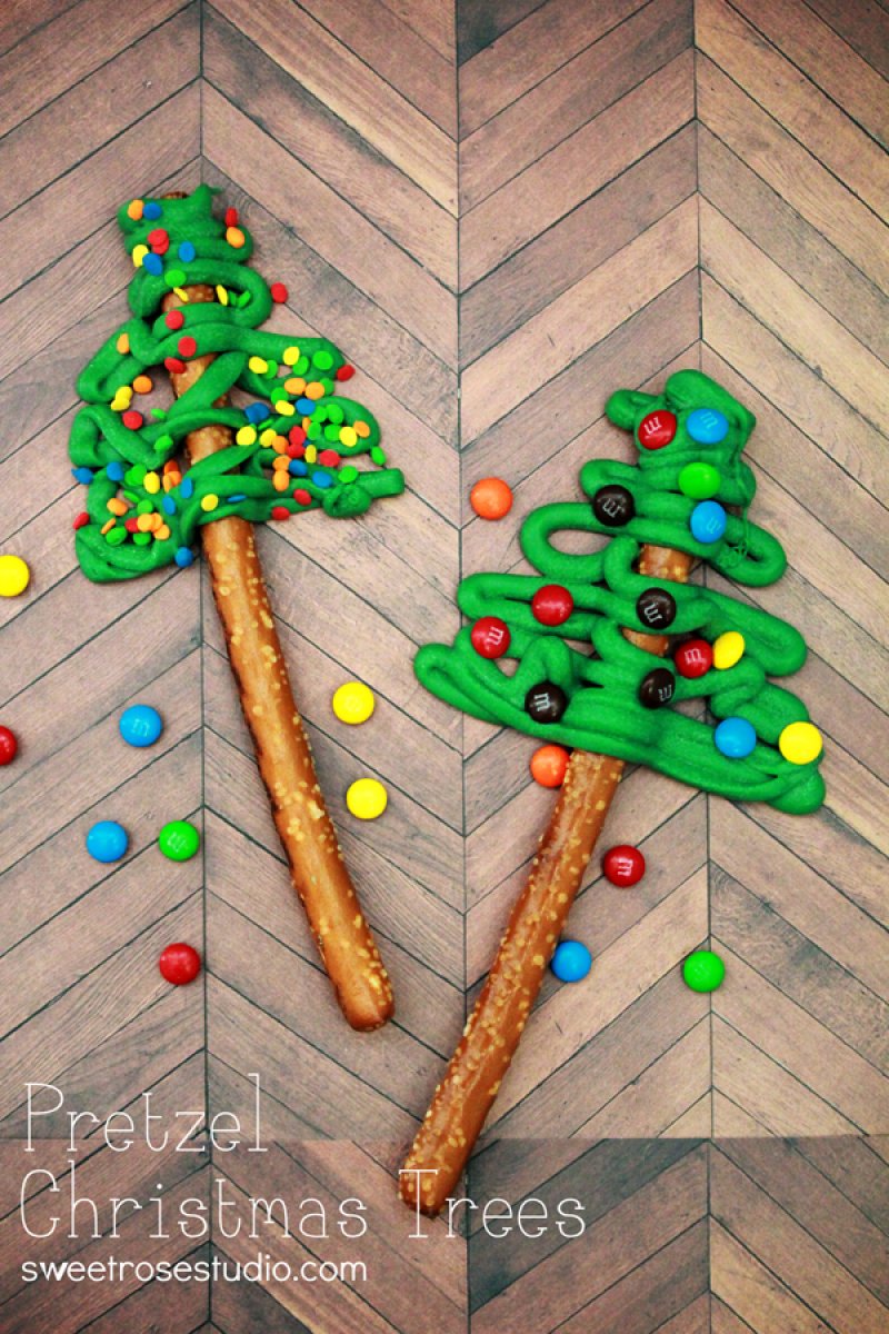 Pretzel Christmas Trees