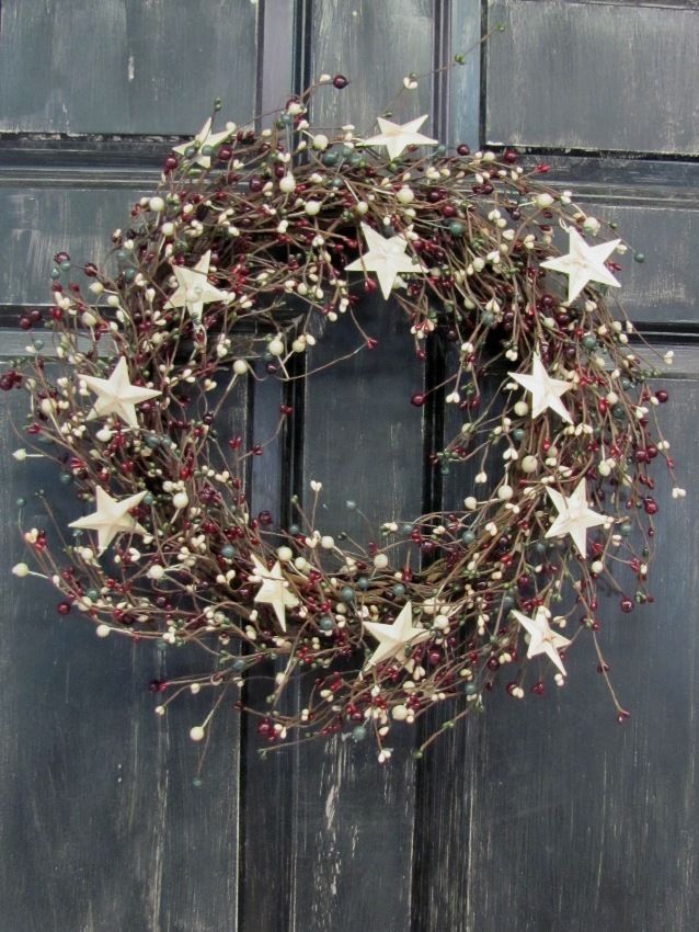 Star and Berry Wreath.