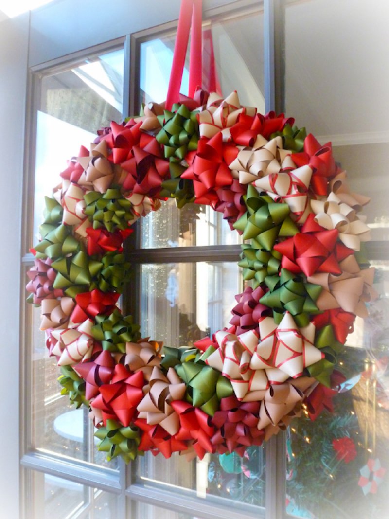 The Bow Wreath.