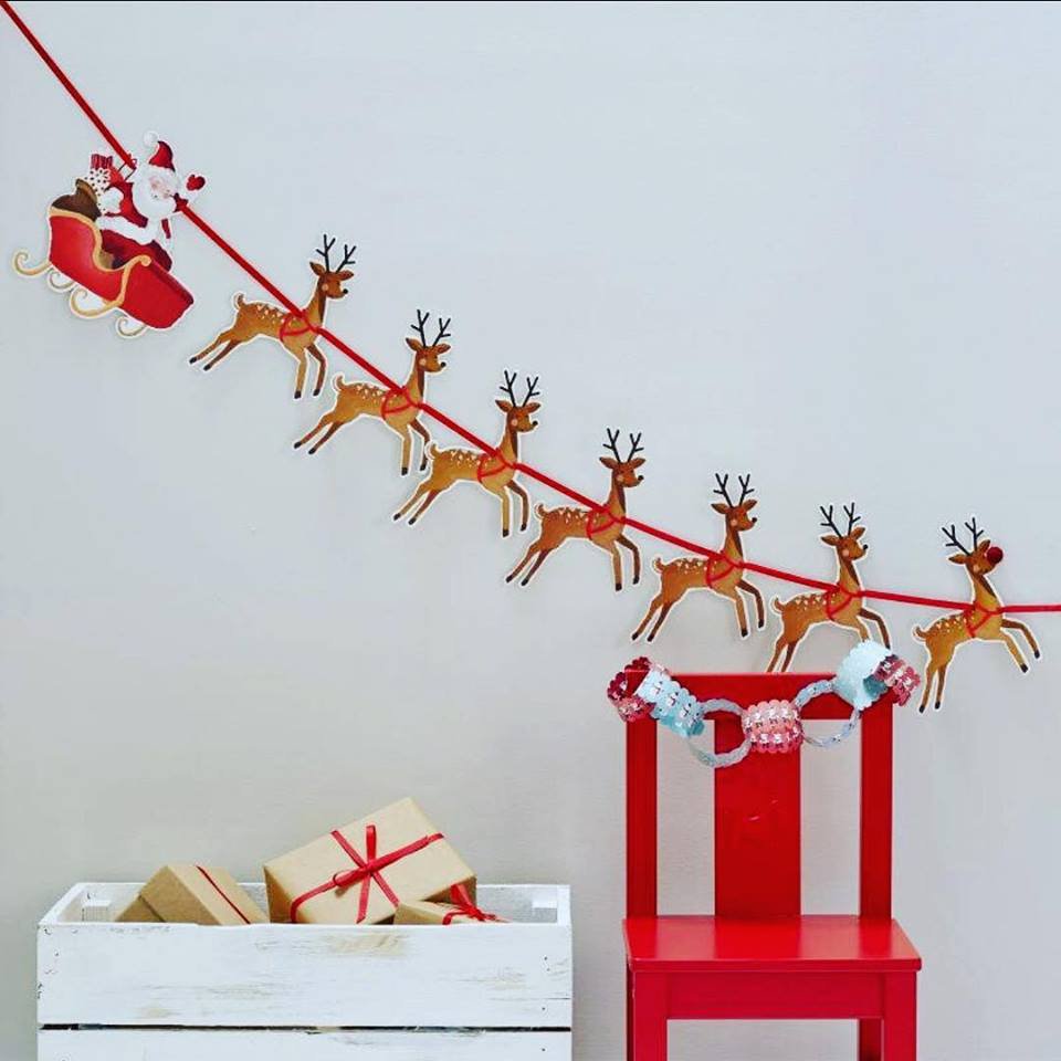 This cute and festive Christmas Snowman Bunting is perfect for the Christmas party season.