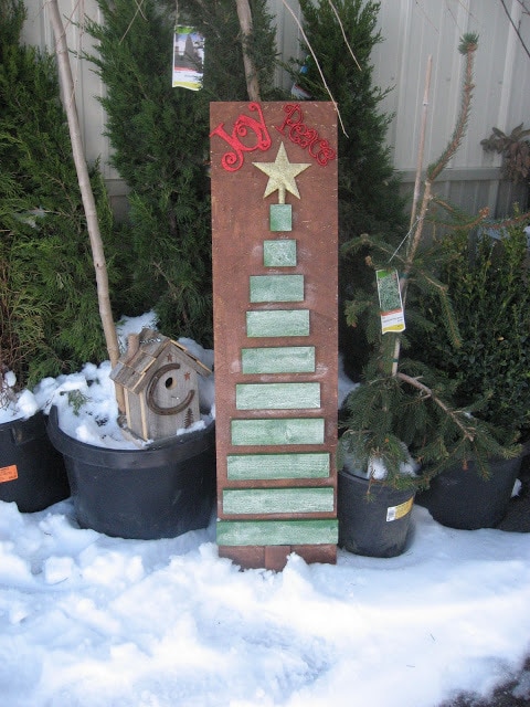 Wooden Christmas Tree Sign.