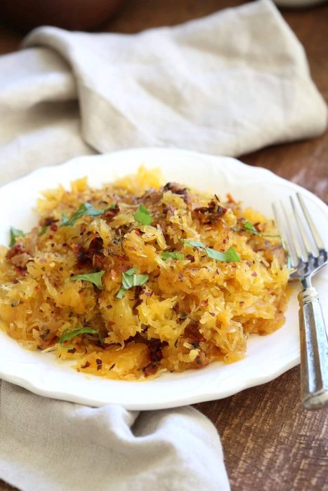 Spaghetti Squash Pasta With Sun-Dried Tomato, Garlic & Basil.