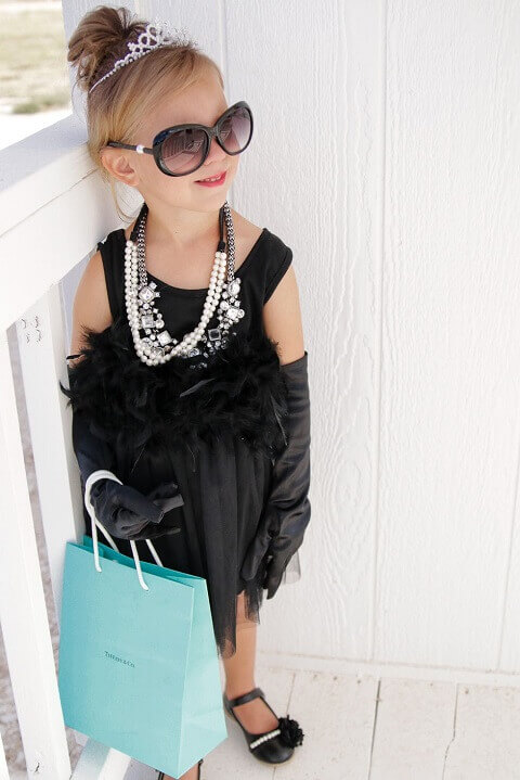 Audrey Hepburn Classic Halloween Costume for Girls.