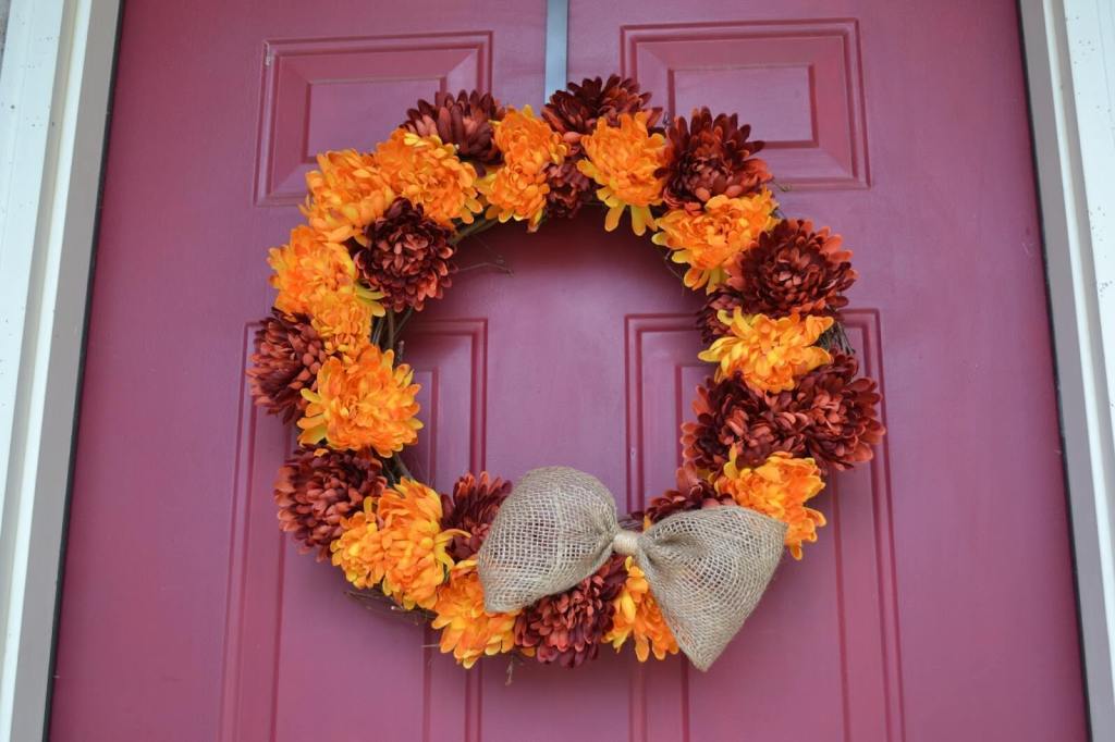 DIY Fall Flower Wreath.