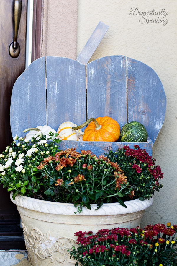 DIY Rustic Pumpkin Stand.