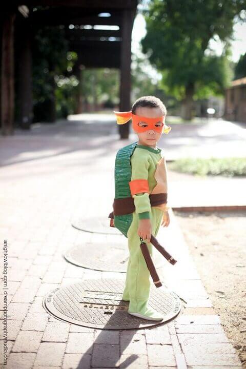 DIY Teenage Mutant Ninja Turtle Costume for Boys.