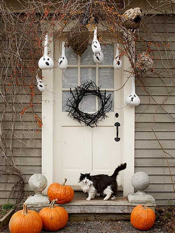 Hang ghostly pained gourds on your vines.