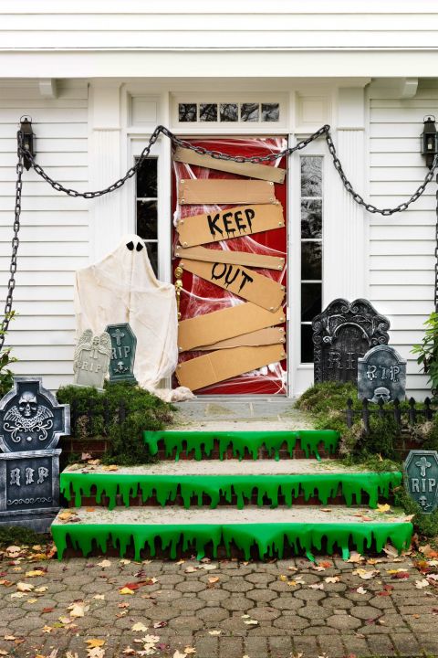 Keep Out Halloween Door Decoration.