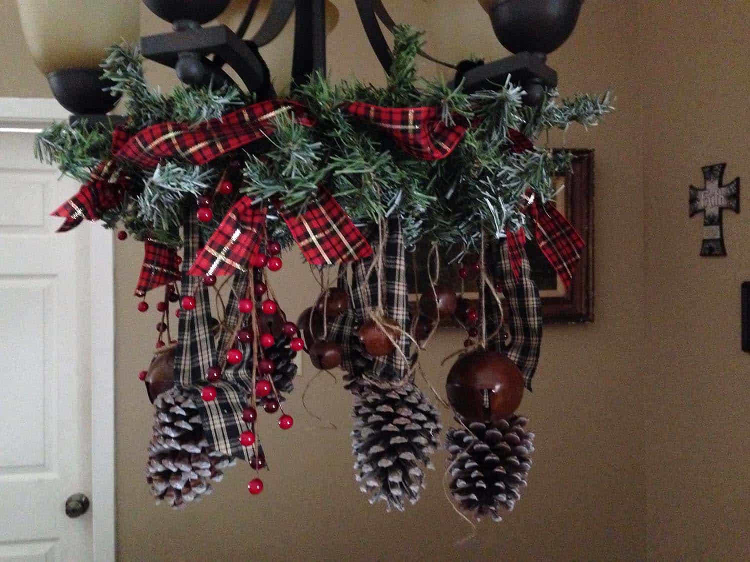 Christmas Chandelier Decor.