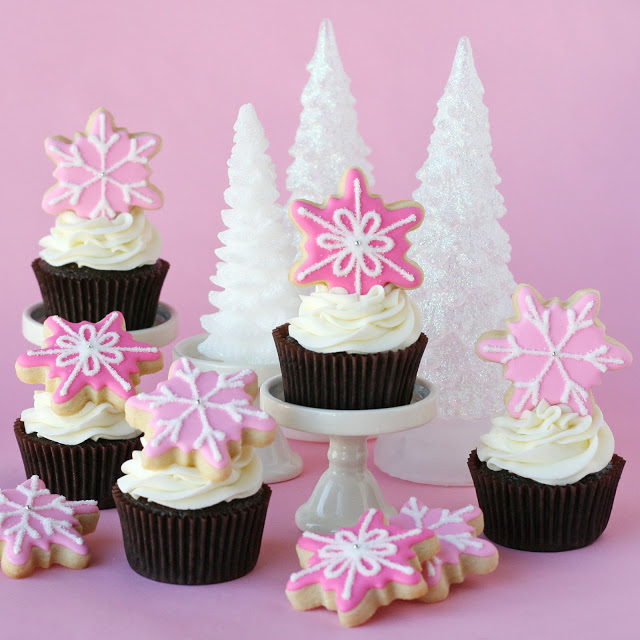Pink Snowflake Cupcakes