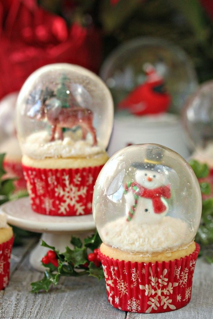 Snow Globe Cupcakes with Gelatin Bubbles