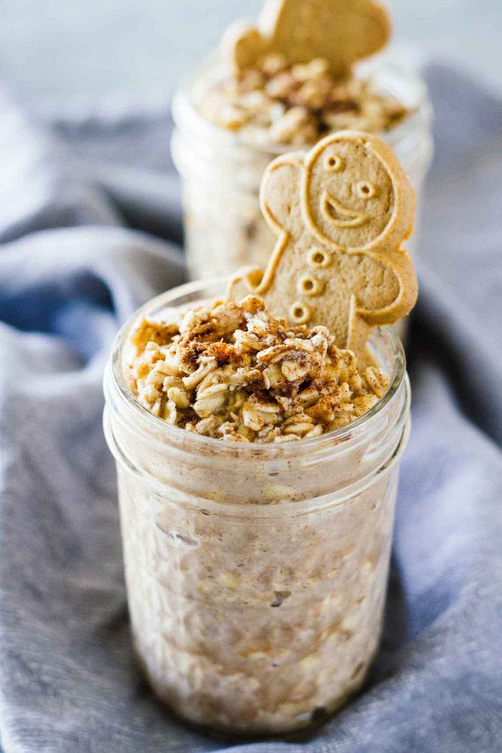 Gingerbread Cookie Overnight Oats.